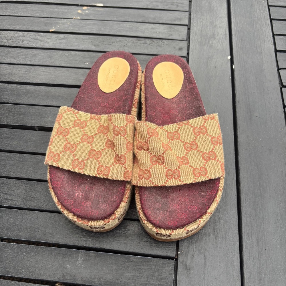 Gucci GG Supreme Platform Slides Womens 10in Insole Tan Burgundy Good Monogram